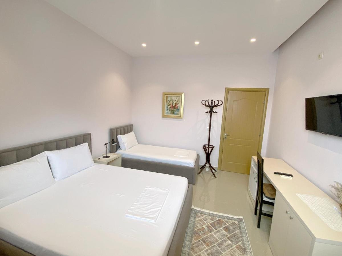 Guesthouse Niko Μπεράτ Εξωτερικό φωτογραφία
