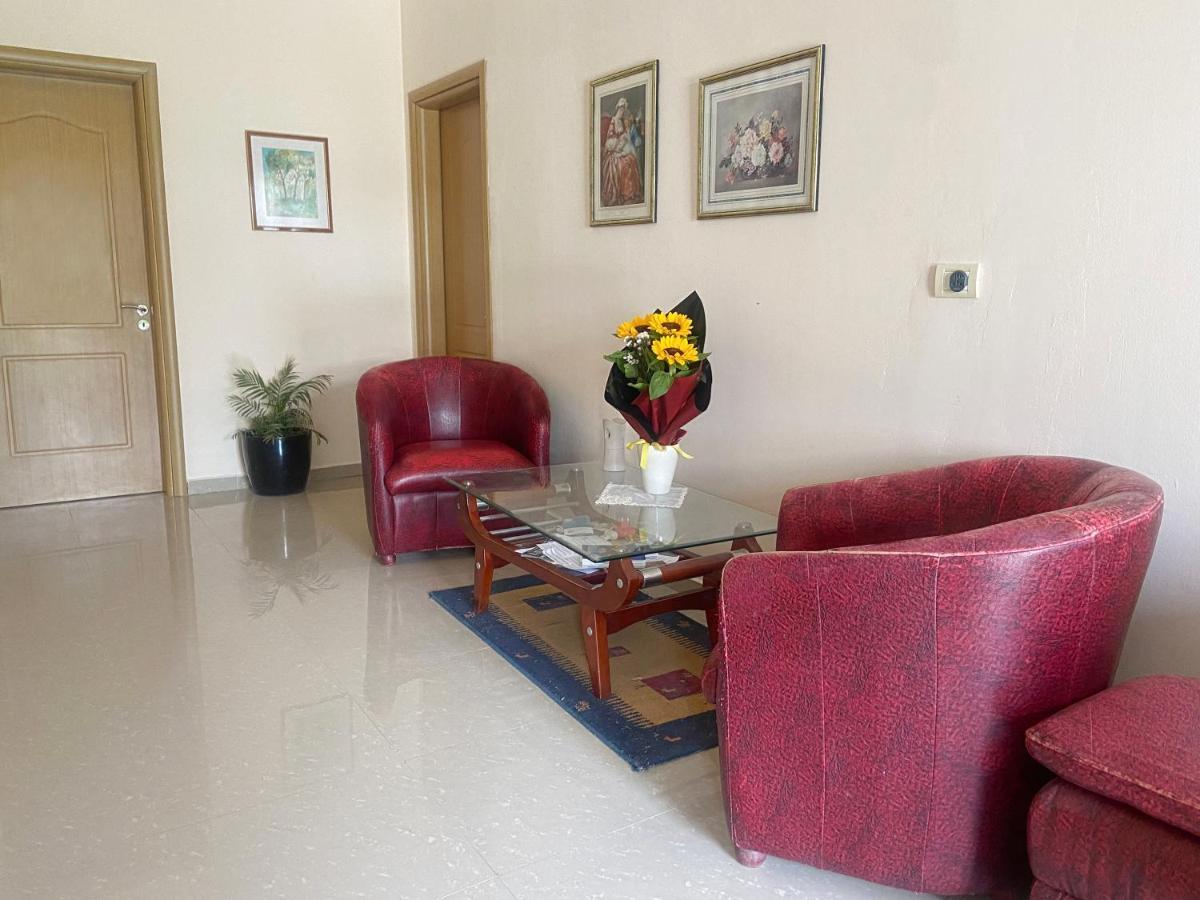 Guesthouse Niko Μπεράτ Εξωτερικό φωτογραφία