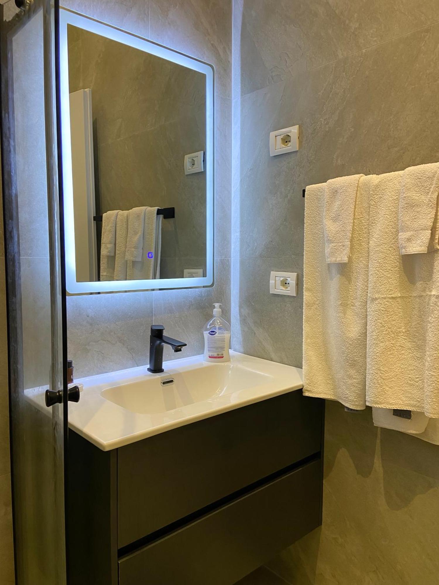 Guesthouse Niko Μπεράτ Εξωτερικό φωτογραφία