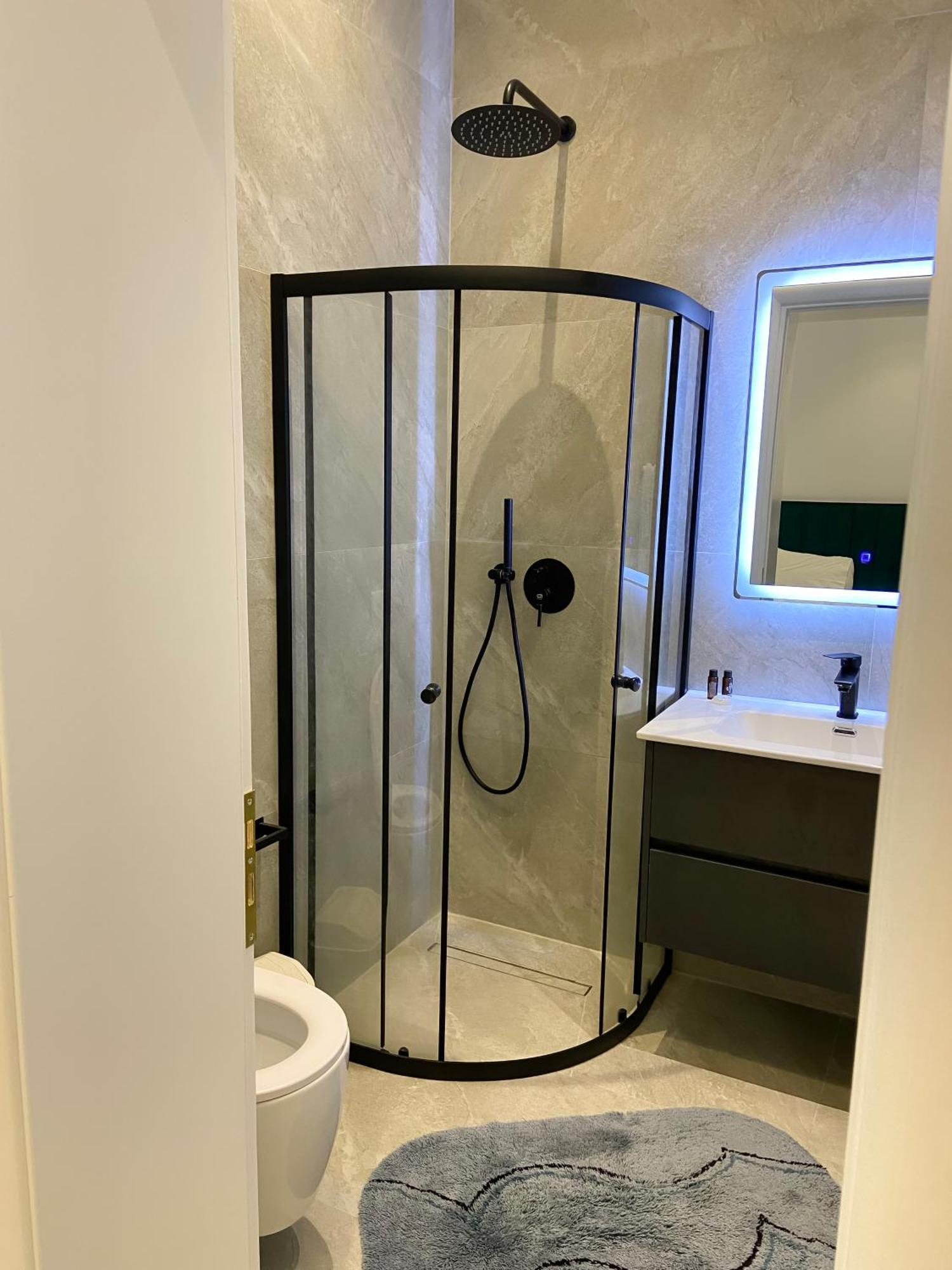 Guesthouse Niko Μπεράτ Εξωτερικό φωτογραφία